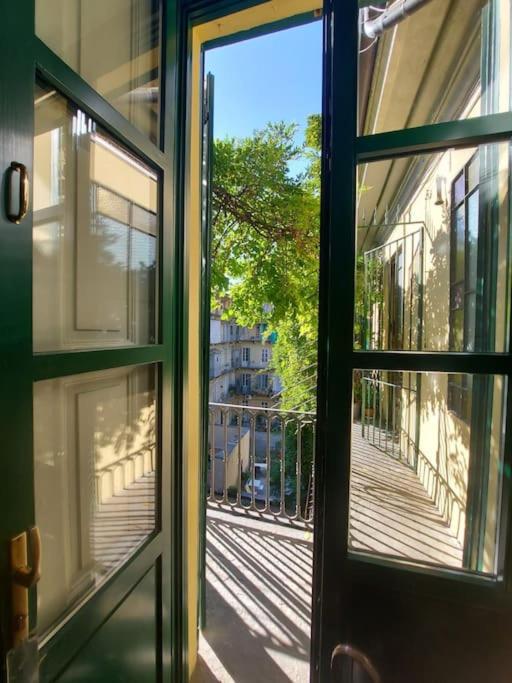 Appartamento Sotto La Mole Antonelliana Turim Exterior foto